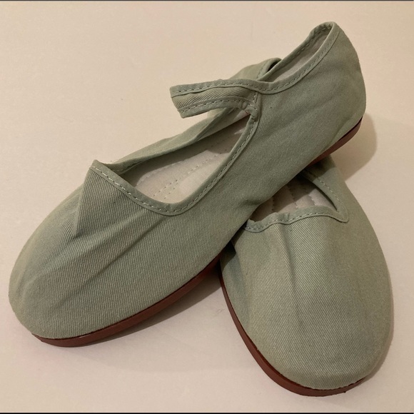 Urban Outfitters Shoes Urban Outfitters Mary Jane